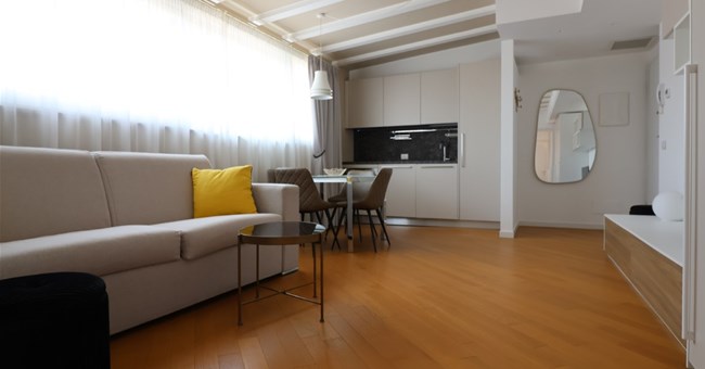 Elegante mansarda in affitto Milano - Corso Italia