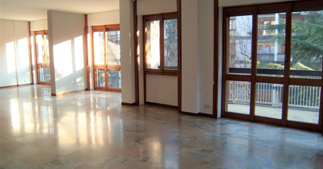 Appartamento con terrazzo in affitto Milano - Via Frua